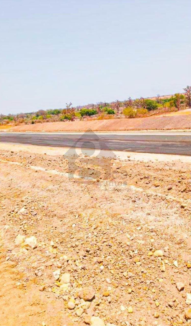 Terrain 300m2